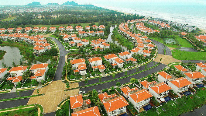 Nhiều chuyên gia cũng cho rằng, trên thực tế, hầu hết các đơn vị trong ngành bất động sản đều có quy mô vốn nhỏ, nguồn vốn cho bất động sản chủ yếu phụ thuộc vào ngân hàng và huy động của người dân. 