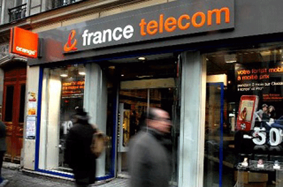 Từ năm 2006, khi MobiFone công bố tiến trình cổ phần hoá, Orange đã bày tỏ ý muốn trở thành đối tác chiến lược của MobiFone.