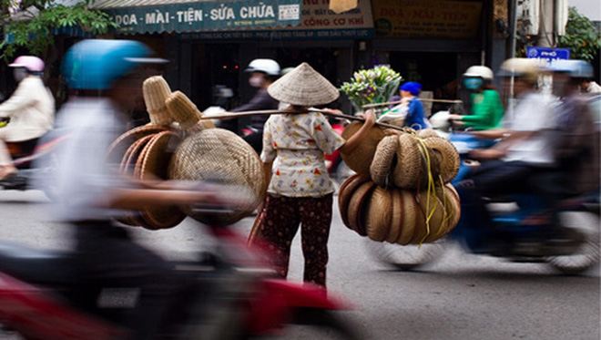 Bộ Tài chính đề xuất tăng thuế VAT lên 12% từ năm 2019. Ảnh minh hoạ