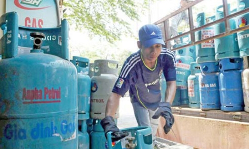 Bộ Công Thương lên tiếng về chất lượng xăng dầu và giá gas