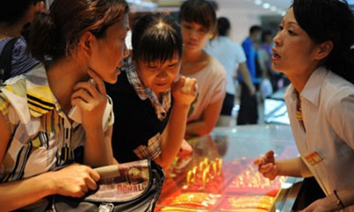 “Bão” vàng sẽ còn tăng cấp tới đâu?