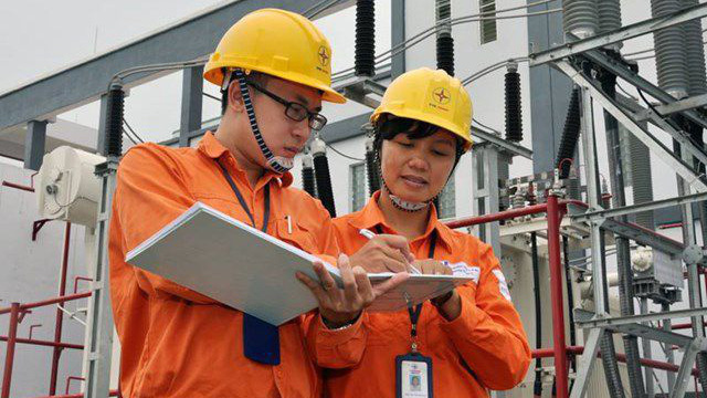 Giá điện sẽ được điều chỉnh giảm 10% trong ba tháng cuối năm