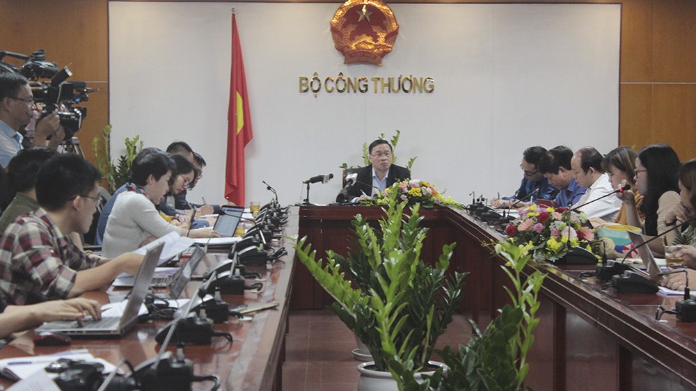 Họp báo tăng giá điện ngày 20/3