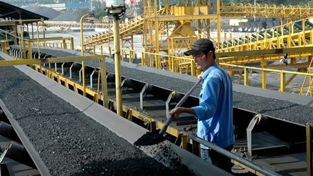  Từ khi có Chỉ thị 21của Thủ tướng, tình trạng khai thác, vận chuyển và kinh doanh than trái phép đã giảm, việc tiêu thụ than bất hợp pháp đã được hạn chế.