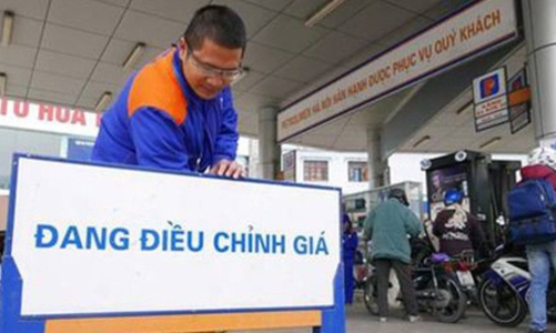 Giá xăng giảm nhẹ từ 15 giờ ngày 27/10