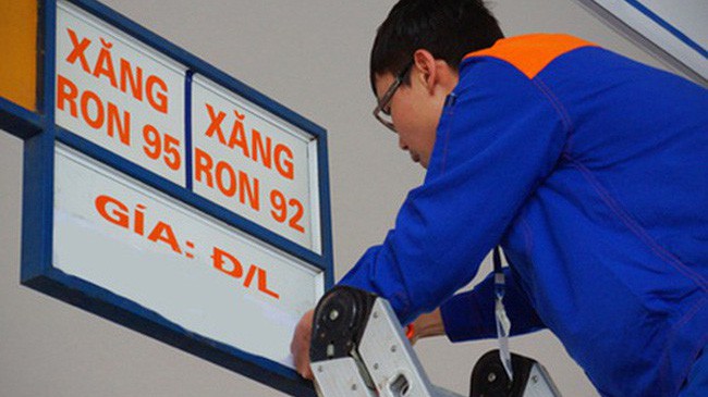 Malaysia vẫn là nước cung cấp xăng dầu nhiều nhất cho Việt Nam, chiếm 28,7% tổng lượng xăng dầu nhập khẩu và chiếm 26,9% về tổng giá trị.