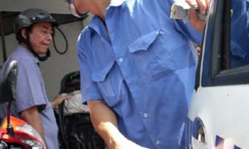 Giá xăng dầu đồng loạt tăng thêm 500 đồng/lít