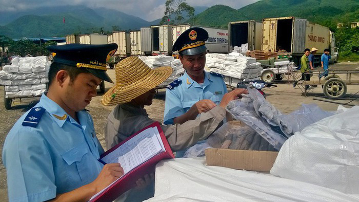 Chính phủ yêu cầu tăng cường năng lực bộ máy giám sát, kiểm tra để triển khai có hiệu quả các giải pháp chống gian lận xuất xứ hàng hóa