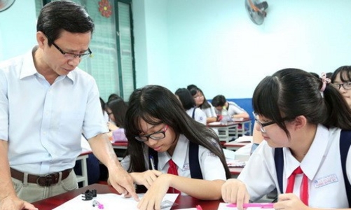 Lần đầu tiên mỗi giáo viên có mã số định danh riêng