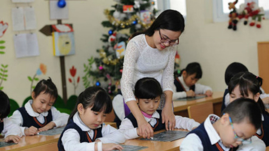 Giáo viên đã có hợp đồng lao động và đóng bảo hiểm xã hội từ năm 2015 về trước có thể được tuyển dụng đặc cách. Ảnh minh họa. 