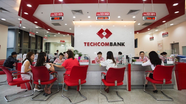 Techcombank cũng chính là trường hợp hiếm hoi cân bằng được giữa lợi nhuận và quản trị rủi ro. 