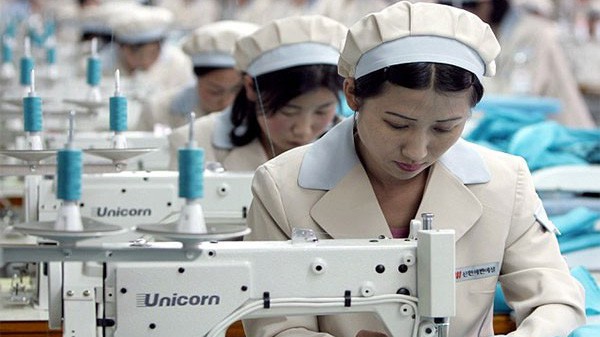 Người lao động trong các ngành sản xuất trực tiếp muốn được giảm giờ làm việc hằng tuần từ 48 giờ xuống còn 44 giờ. Ảnh minh họa. 