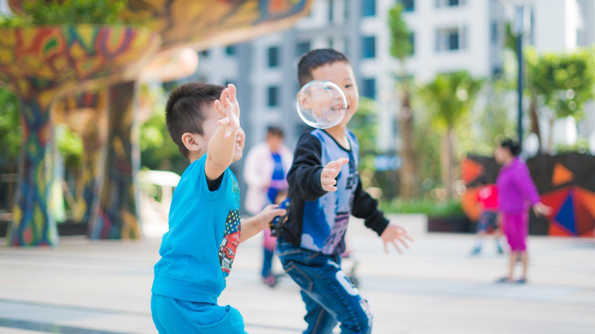 TNR Holdings Việt Nam cùng đơn vị thiết kế đã thống nhất tận dụng tối đa diện tích của dự án TNR Goldmark City để xây dựng các quảng trường lớn, sân chơi dành riêng cho trẻ em.