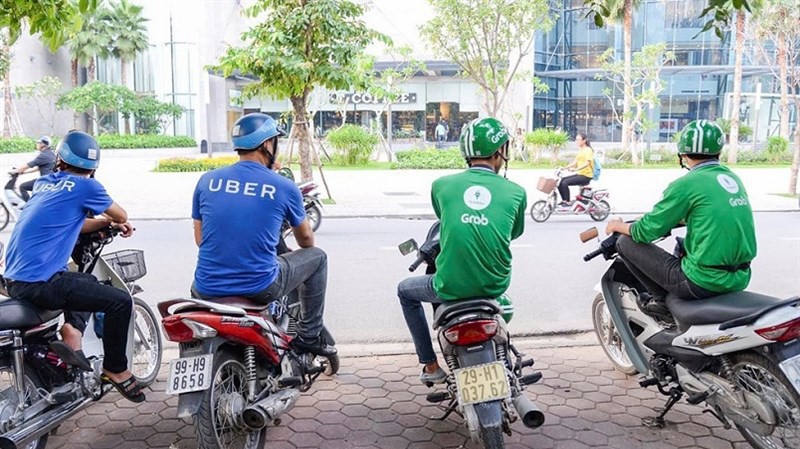 Ngày 26/3, Grab Việt Nam thông báo đã hoàn tất thương vụ thâu tóm Uber tại khu vực Đông Nam Á. Đổi lại, Uber sẽ giữ 27,5% cổ phần trong Grab.