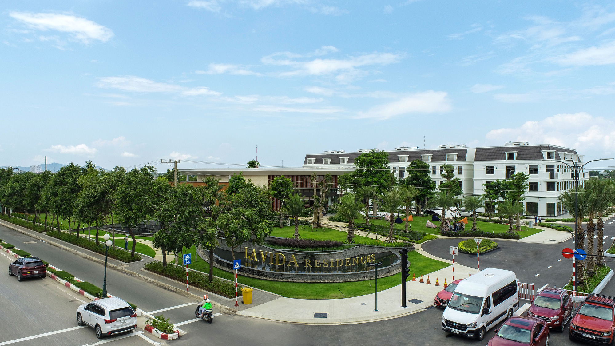 Hình ảnh thực tế biệt thự mẫu tại La Vida Residences.