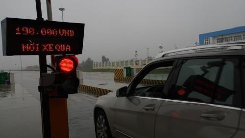 Trạm thu giá trên tuyến cao tốc Hà Nội - Hải Phòng.