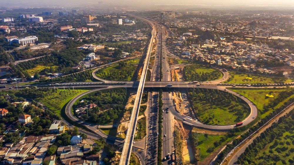 Hạ tầng Đồng Nai ngày càng hiện đại.