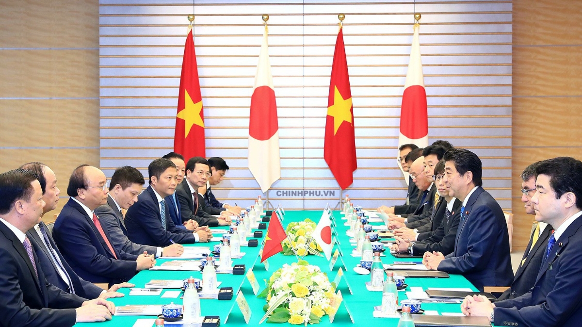 Thủ tướng Nguyễn Xuân Phúc và Thủ tướng Shinzo Abe hội đàm ngày 8/10.