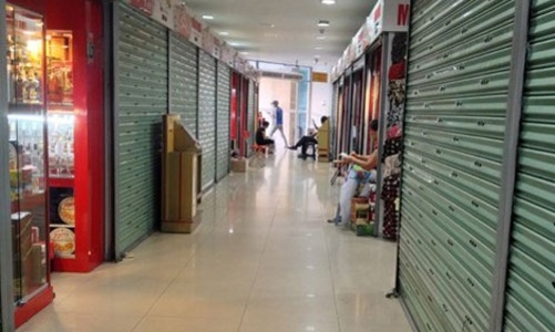 Tiểu thương “chợ kiểu mới” Hà Nội lũ lượt ngừng kinh doanh