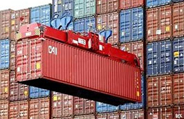 Tham gia vào chuỗi thương mại toàn cầu Việt Nam sẽ có cơ hội mở rộng sản xuất, hạ giá thành, nâng tính cạnh tranh của hàng hoá.