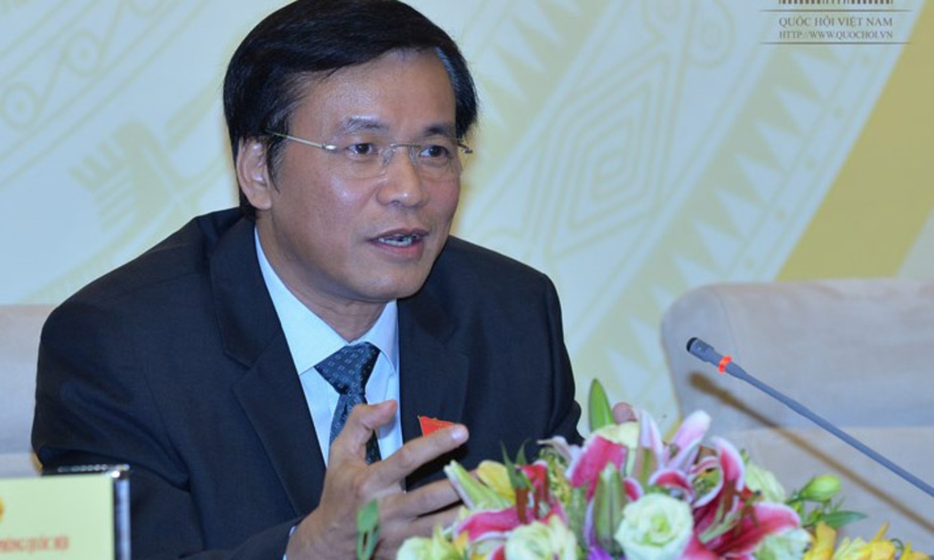 Tổng thư ký Quốc hội Nguyễn Hạnh Phúc trả lời báo chí.