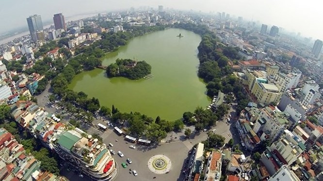 Thủ đô Hà Nội phát triển theo mô hình chùm đô thị gồm khu vực đô thị trung tâm, 5 đô thị vệ tinh.