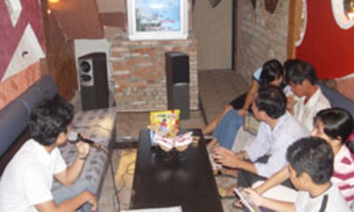 Tiếp tục cấp mới giấy phép kinh doanh karaoke, vũ trường 