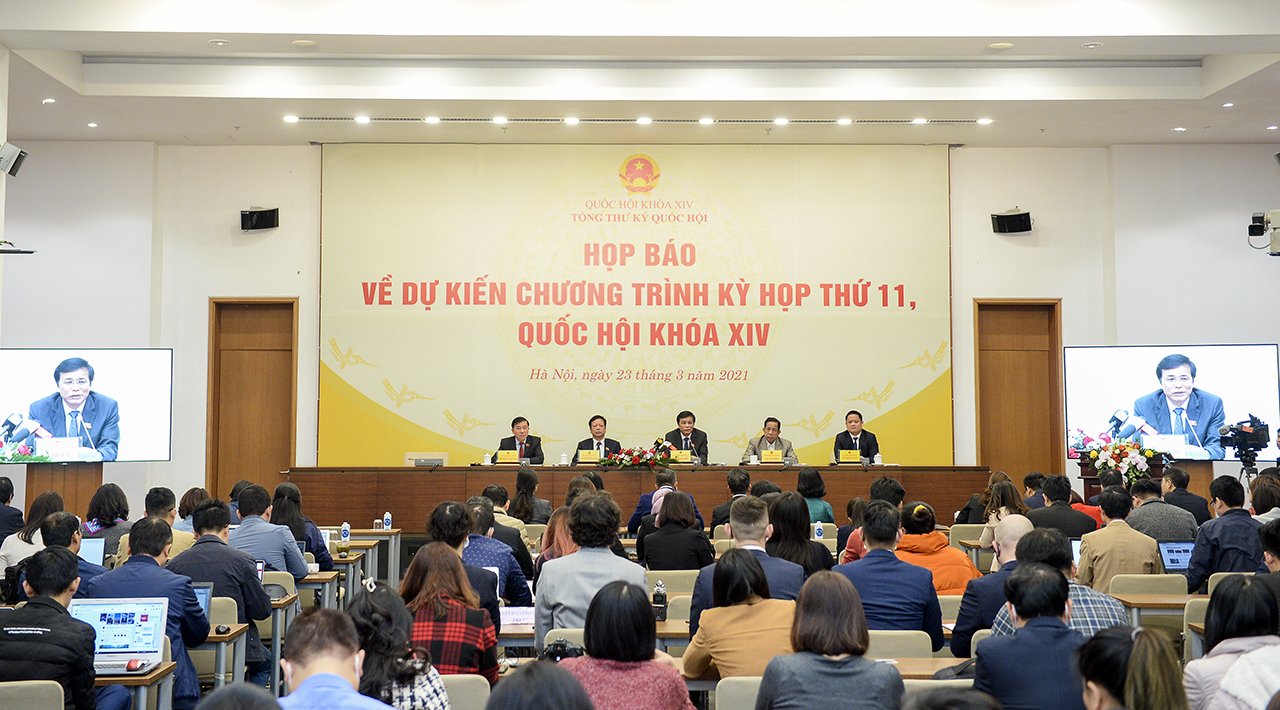 Toàn cảnh họp báo sáng 23/3 - Ảnh: Quochoi.vn