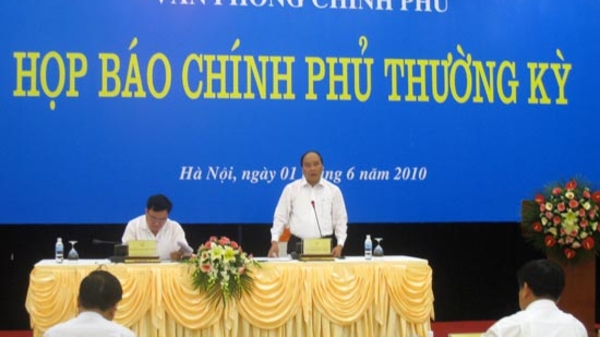 Chính phủ chỉ đạo tiếp tục hạ lãi suất
