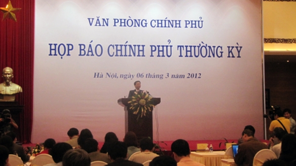 Chính phủ: Sẽ không thu hồi đất đai để chia lại