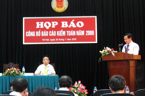 Phó tổng kiểm toán Nhà nước chủ trì họp báo sáng 29/7.