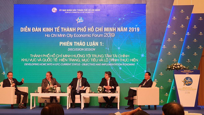 Phiên thảo luận "Thành phố Hồ Chí Minh hướng tới Trung tâm Tài chính Khu vực và Quốc tế: Hiện trạng- mục tiêu và lộ trình thực hiện", Diễn đàn Kinh tế Tp.Hồ Chí Minh năm 2019