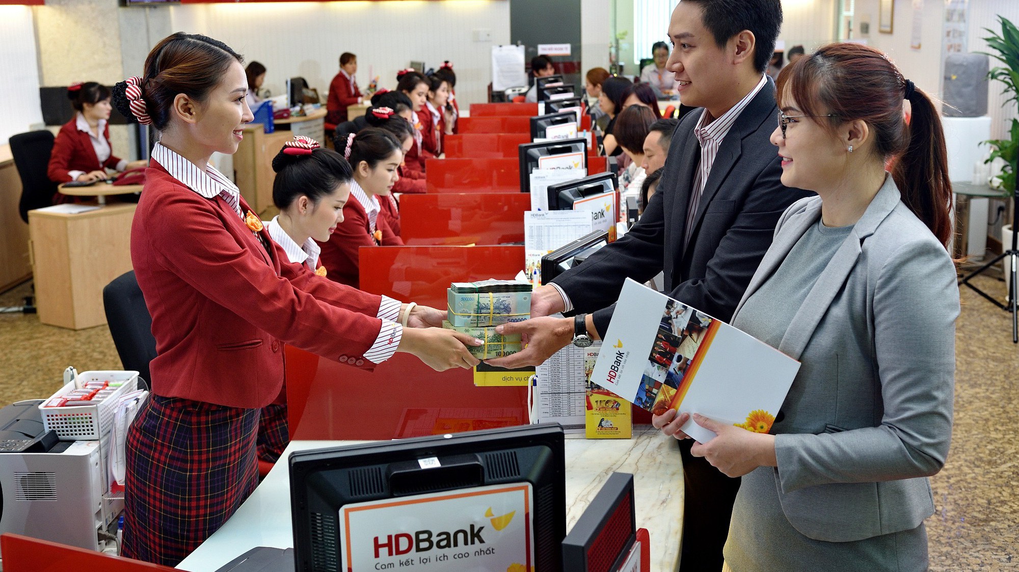 HDBank đã cấp tín dụng cho nhiều dự án điện mặt trời áp mái với tổng mức cấp lên tới 300 tỷ đồng.