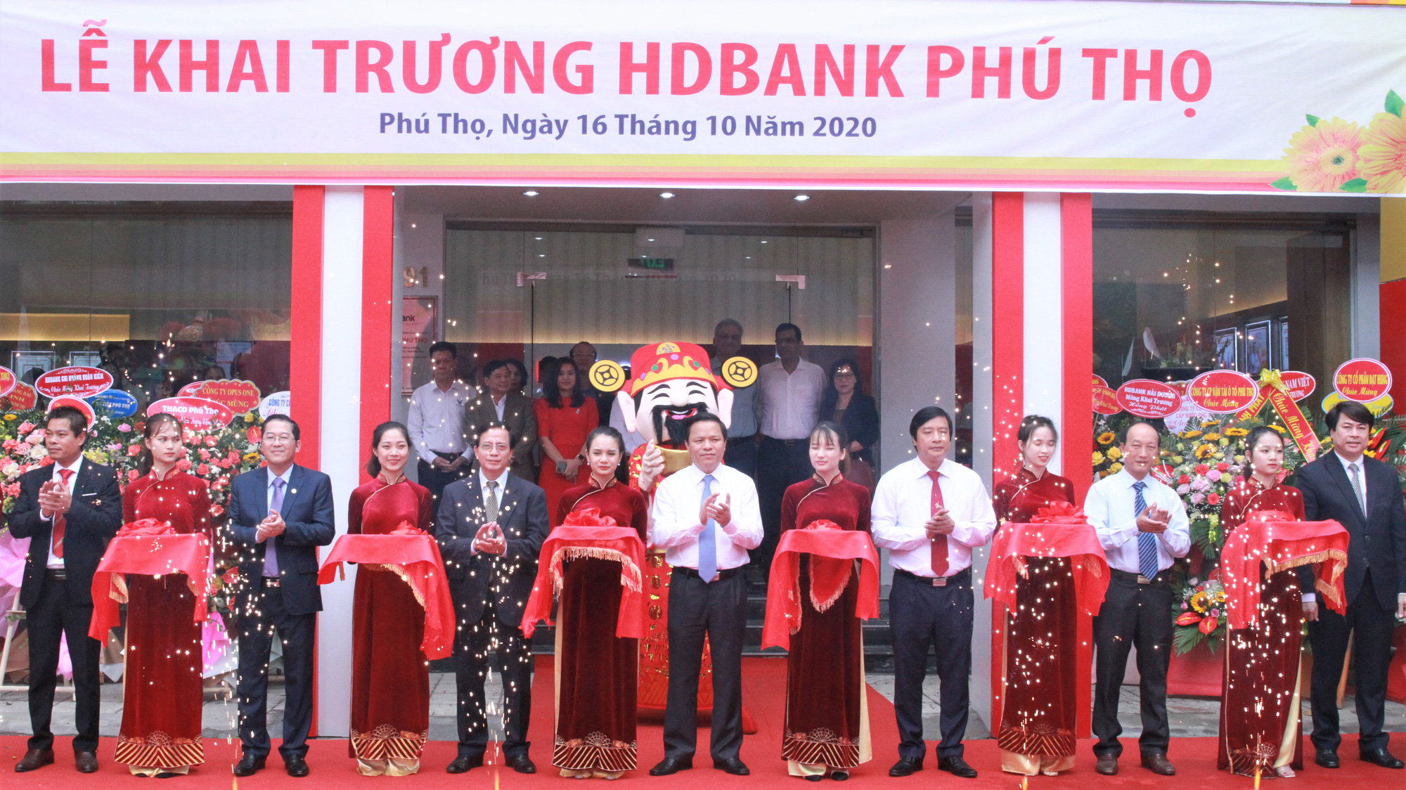 HDBank chi nhánh Phú Thọ khai trương ngày 16/10 vừa qua.