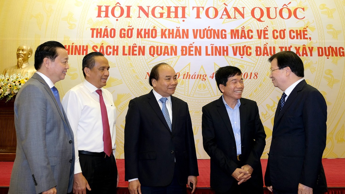 Thủ tướng: "Nơi nào, tỉnh nào, thành phố nào có nhiều công trình được khởi công, hoàn thành thì tỉnh đó mới phát triển, đất nước mới phát triển".