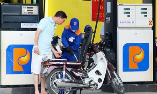 Sẽ rút ngắn thời gian phản hồi đề nghị điều chỉnh giá xăng