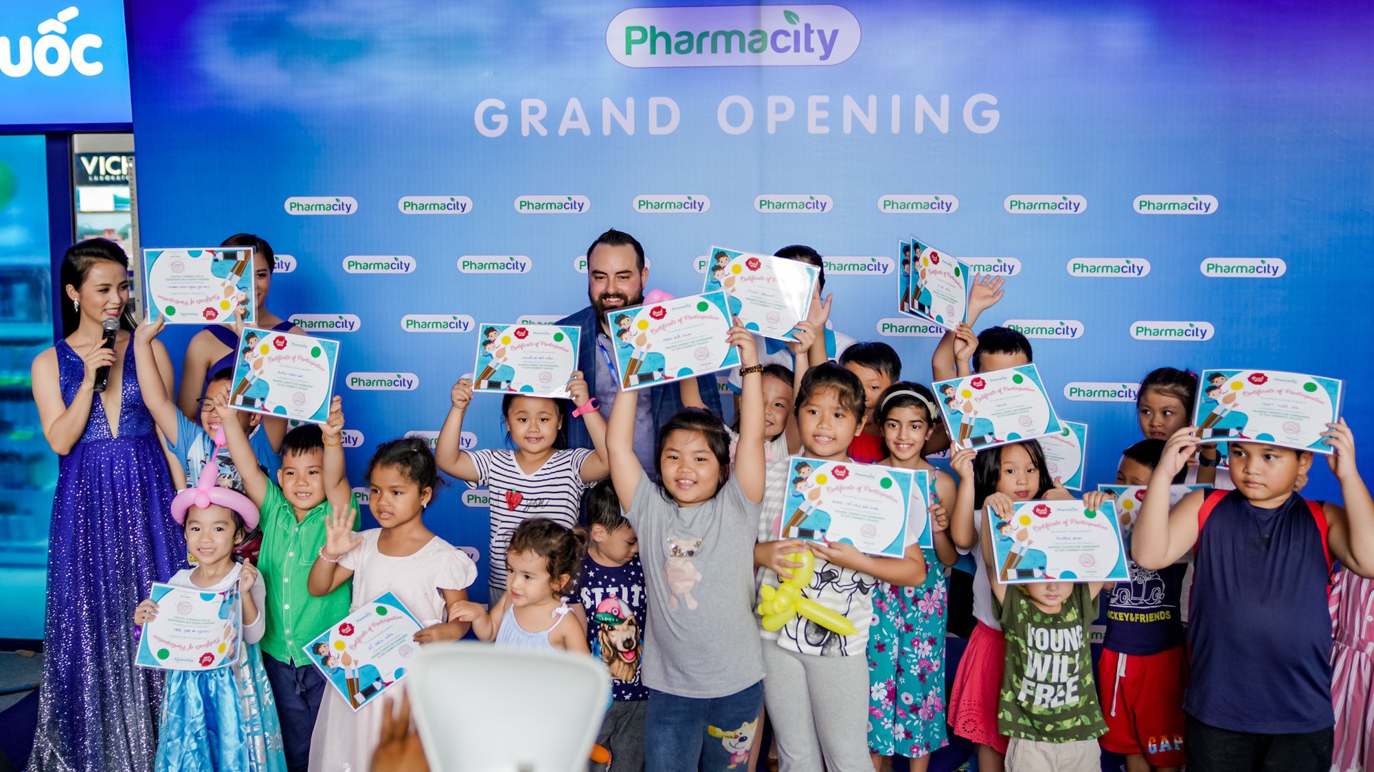 Cửa hàng thứ 200 này chính là một trong những cột mốc có ý nghĩa quan trọng để Pharmacity dần hiện thức hóa mục tiêu lớn hơn của mình trong tương lai.