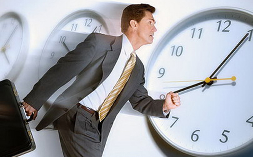 Áp lực thời gian, khối lượng công việc quá lớn buộc doanh nhân phải tìm biện pháp duy trì năng lượng.