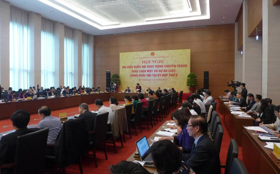 Đầu tháng 3/2016, Tổng thư ký Quốc hội đã có công văn đề nghị các cơ quan của Quốc hội, các đoàn đại biểu Quốc hội góp ý hoàn thiện dự án bộ luật và gửi lại chậm nhất ngày 25/3.