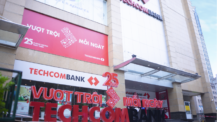 Với hàng loạt các giải pháp tài chính đa dạng, Techcombank đồng hành cùng doanh nghiệp trong việc thực hiện nhiều hơn những giải pháp ngân hàng số, giúp tiết kiệm thời gian và theo kịp sự tăng trưởng, xu hướng của thị trường.