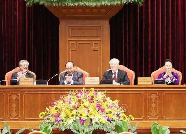 Khai mạc Hội nghị Trung ương 10, cho ý kiến nhiều vấn đề quan trọng - Ảnh 1.