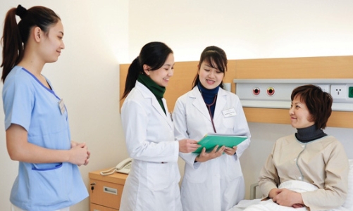 Đi hộ lý tại Nhật nhận lương hơn 30 triệu đồng/tháng