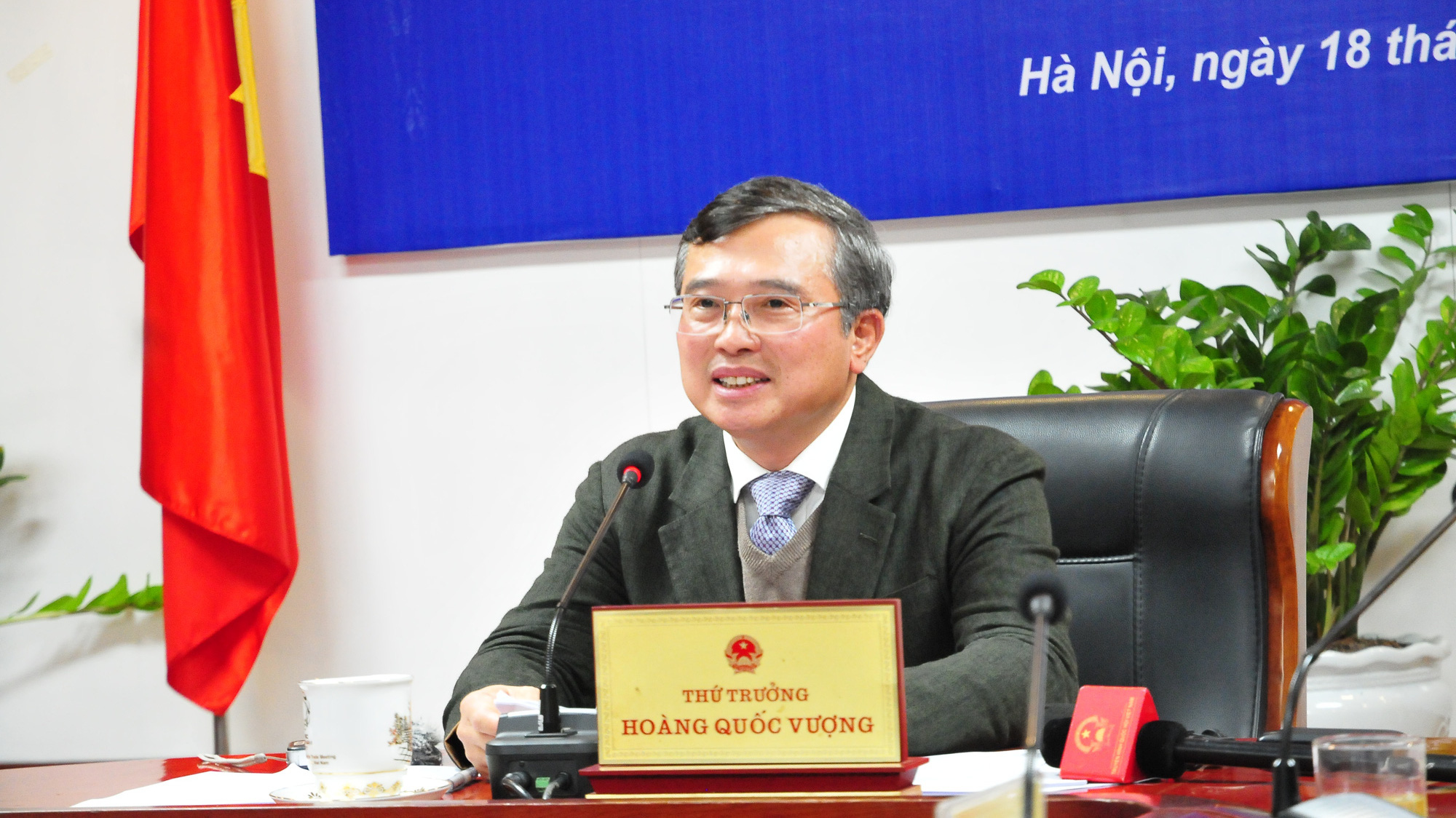 Thứ trưởng Hoàng Quốc Vượng tại họp báo chiều nay