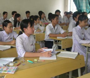 Mức vay cho học sinh, sinh viên đang được cân nhắc điều chỉnh.