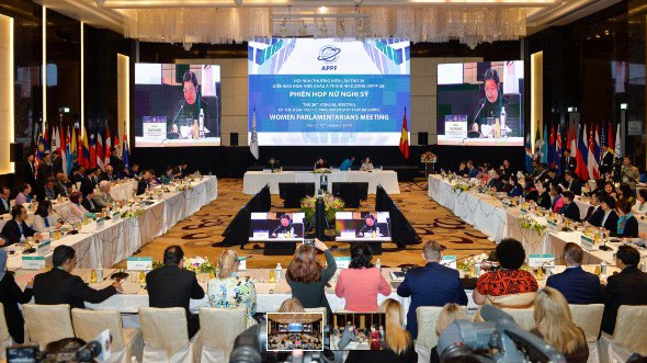 Hội nghị nữ nghị sỹ trong khuôn khổ APPF 26.
