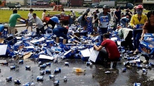 Bộ trưởng Văn hoá: Suy thoái tăng, vô cảm lan rộng