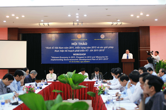Trong thời gian qua, Dự án“Hỗ trợ nâng cao năng lực tham mưu, thẩm tra và giám sát chính sách kinh tế vĩ mô” do Ủy ban Kinh tế của Quốc hội chủ trì với sự tài trợ của UNDP tại Việt Nam đã hỗ trợ tổ chức nhiều diễn đàn đối thoại giữa các đại biểu Quốc hội, các nhà hoạch định chính sách với các chuyên gia kinh tế trong và ngoài nước về các vấn đề kinh tế vĩ mô bức thiết của đất nước - Ảnh: CTV 