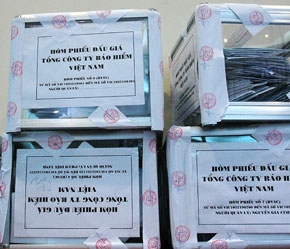 Sẽ có đột biến trong những hòm phiếu này? Ảnh: Hoàng Mạnh Thắng.