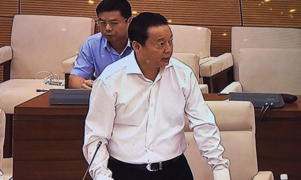 Bộ trưởng Trần Hồng Hà tại phiên họp sáng 11/7 của Uỷ ban Thường vụ Quốc hội.