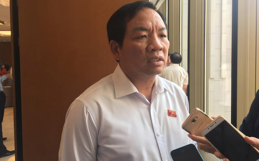 Phó chủ nhiệm Uỷ ban Khoa học - Công nghệ và Môi trường của Quốc hội, đại biểu Lê Hồng Tịnh.<br>